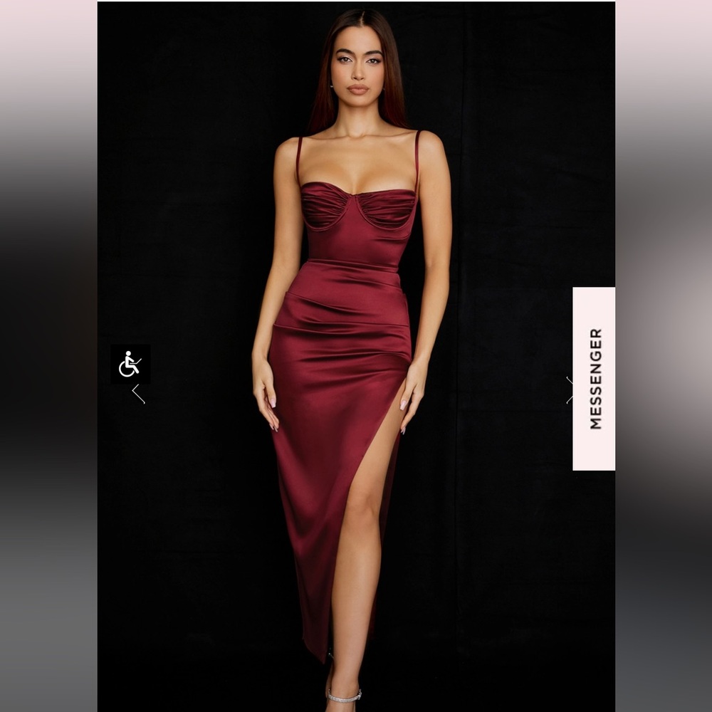HOUSE OF CB FLORA RED
WINE SATIN PLEATED CORSET MIDI DRESS